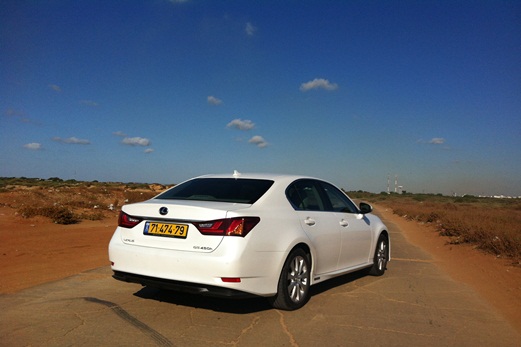 לקסוס GS450h
